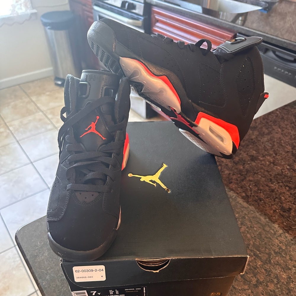 Jordan 6 Infared